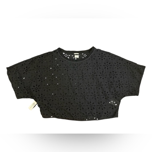 NWT Wilfred La Boheme Blayze Eyelet Cropped Blouse in Black Noir Size Medium - Picture 2 of 9